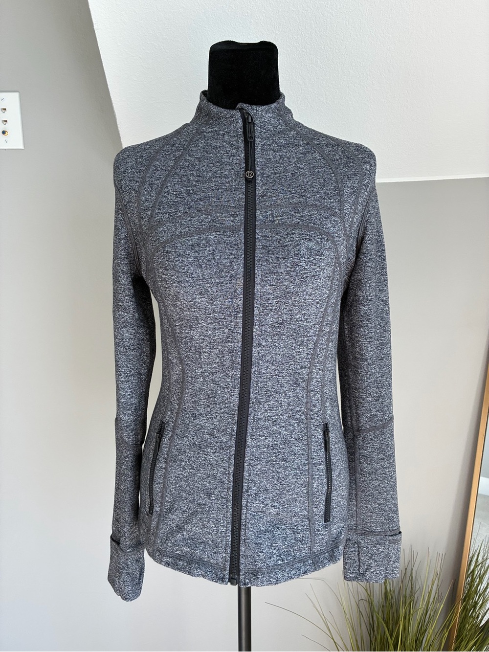 lululemon athletica Heathered Gray Full-Zip Athletic Jacket